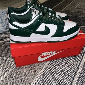 Nike Dunk low “Michigan State”